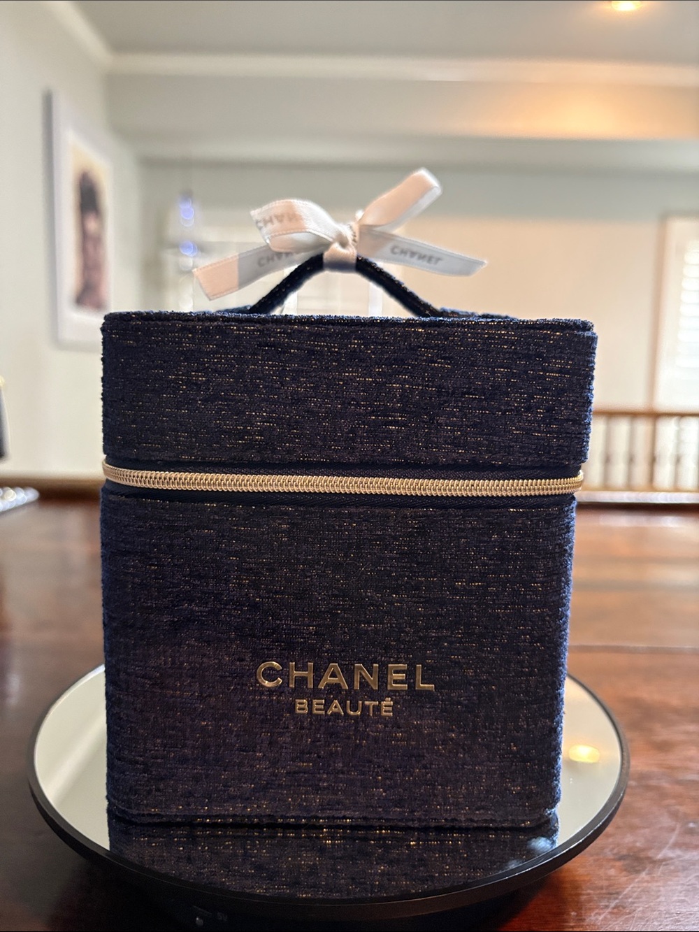 CHANEL Beauté Holiday Limited Edition Navy Tweed Vanity Case